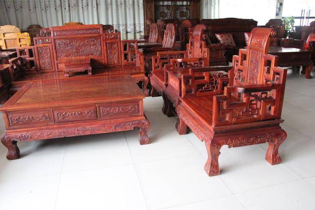 边使用边升值的红木家具:大叶红檀和小叶红檀