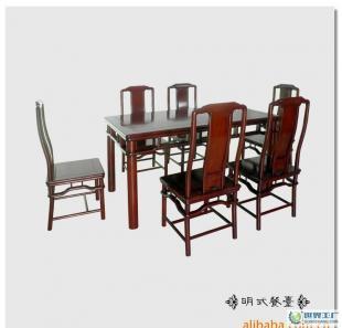 明式雅韵，红檀生辉——探秘七件套红木餐台的艺术与价值